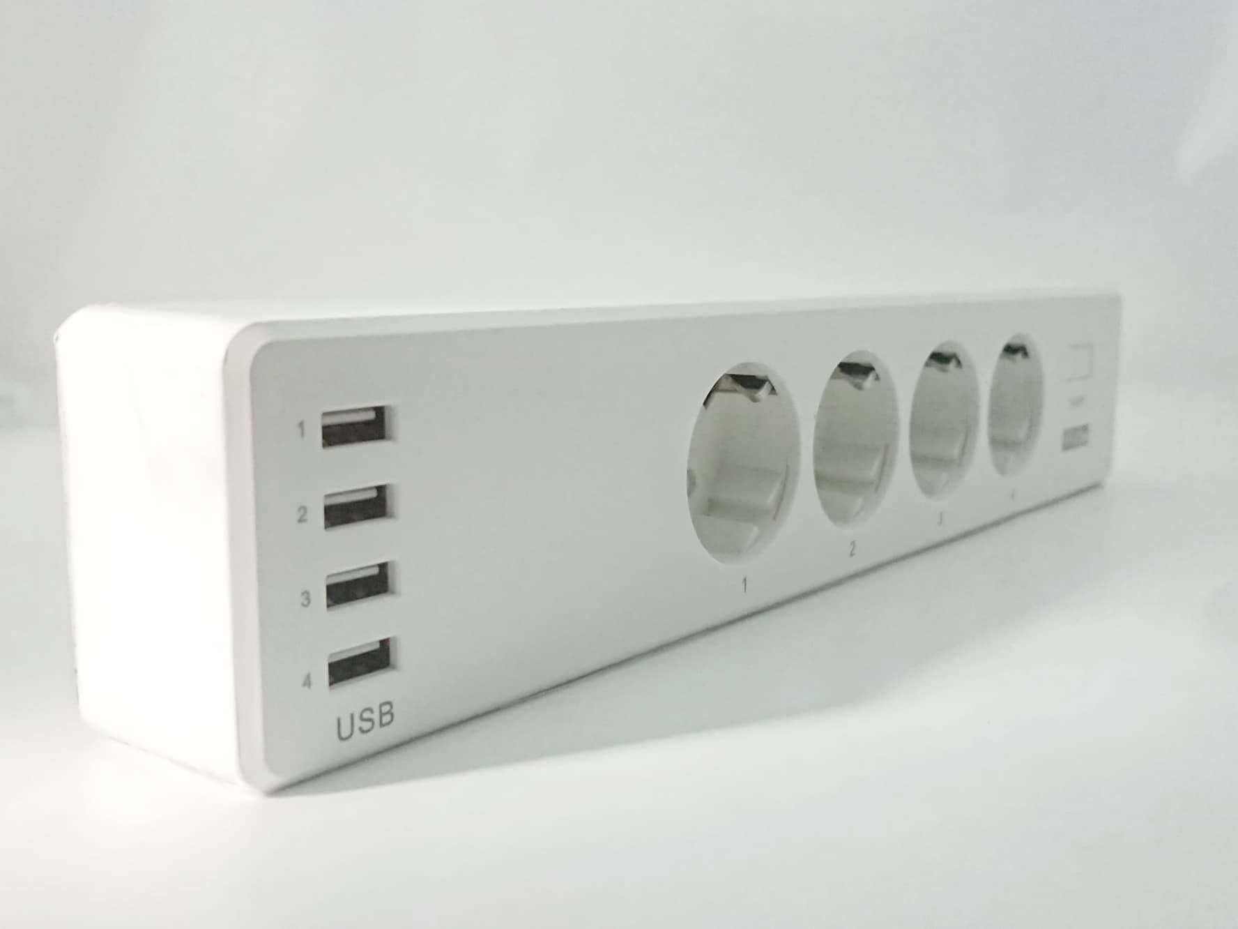 Axiom Smart Power Strip AX2044USB